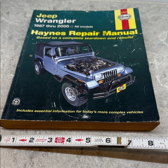 Vintage Haynes Repair Manual for Jeep Wrangler (1987-2000) Paperback manual - Picture 6 of 12
